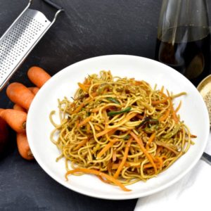 SavouréO vous propose : Nouilles sautées aux légumes et sauce soja – 100% Bio